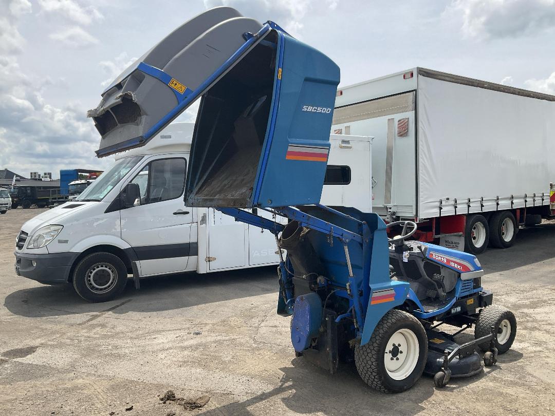 Photo '24' of Iseki S52 Mower