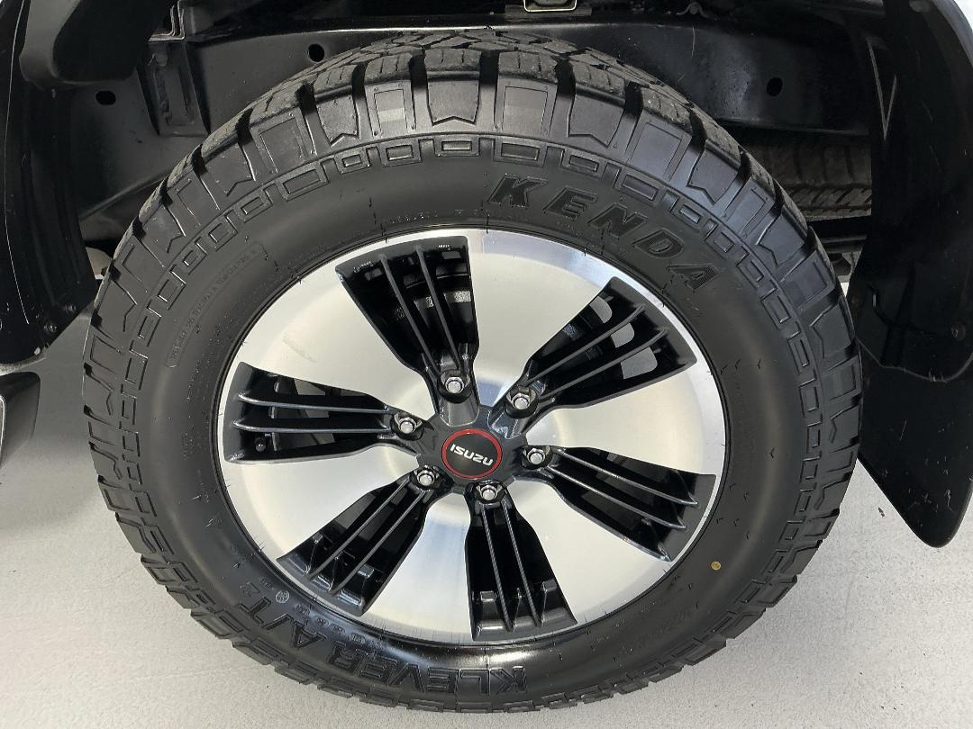 Photo '11' of Isuzu D-MAX Photo '11' of Isuzu D-MAX