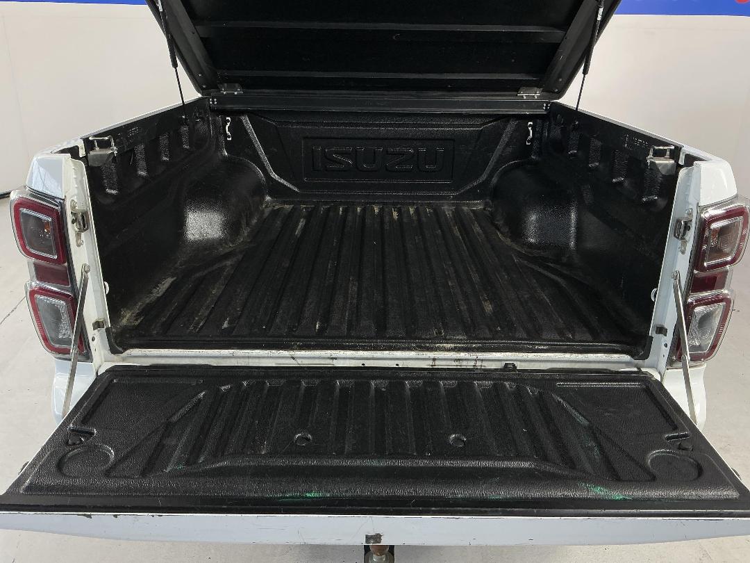 Photo '14' of Isuzu D-MAX Photo '14' of Isuzu D-MAX