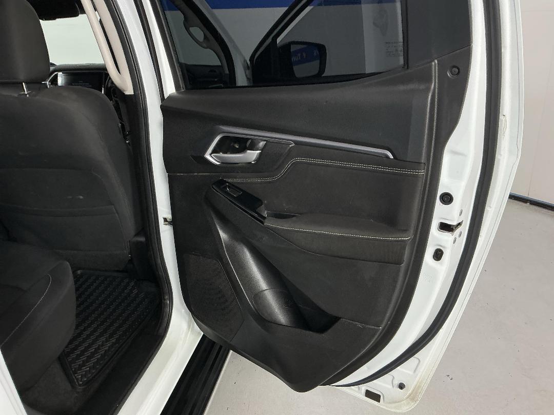 Photo '19' of Isuzu D-MAX Photo '19' of Isuzu D-MAX