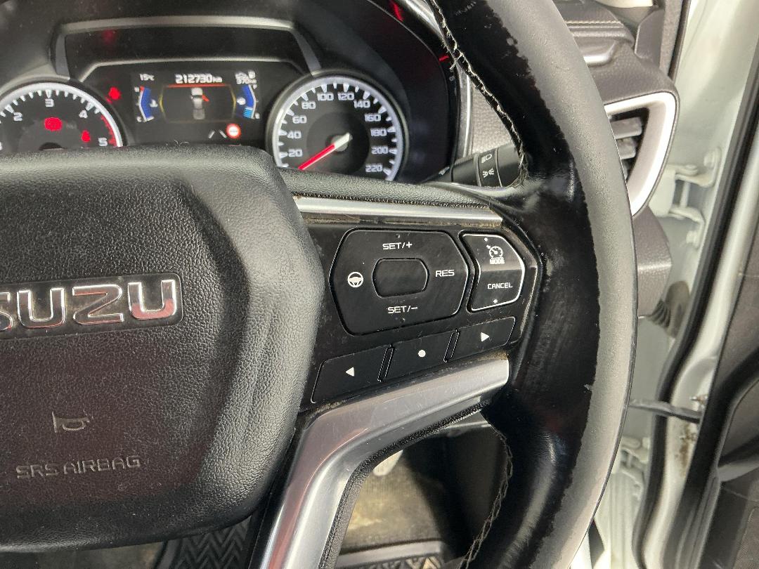 Photo '25' of Isuzu D-MAX Photo '25' of Isuzu D-MAX