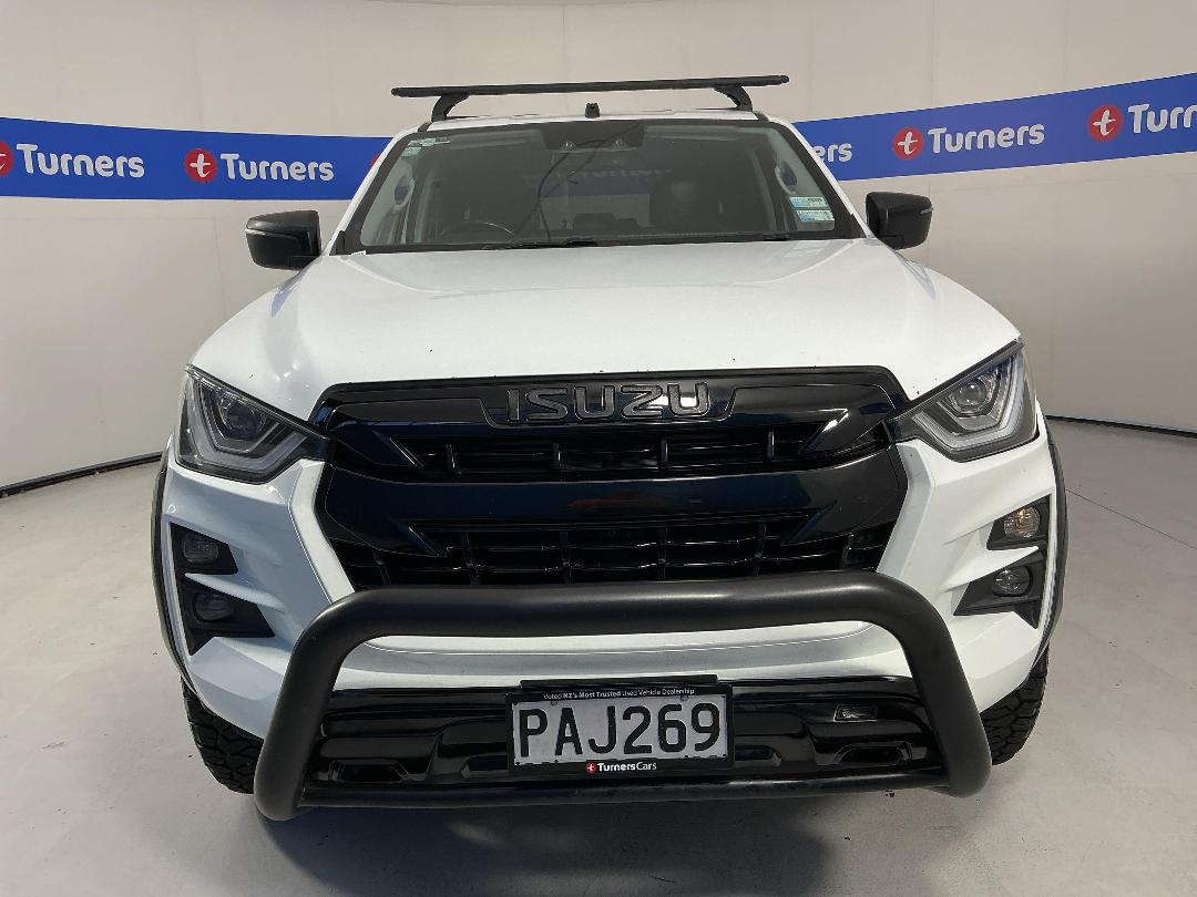 Photo '2' of Isuzu D-MAX Photo '2' of Isuzu D-MAX