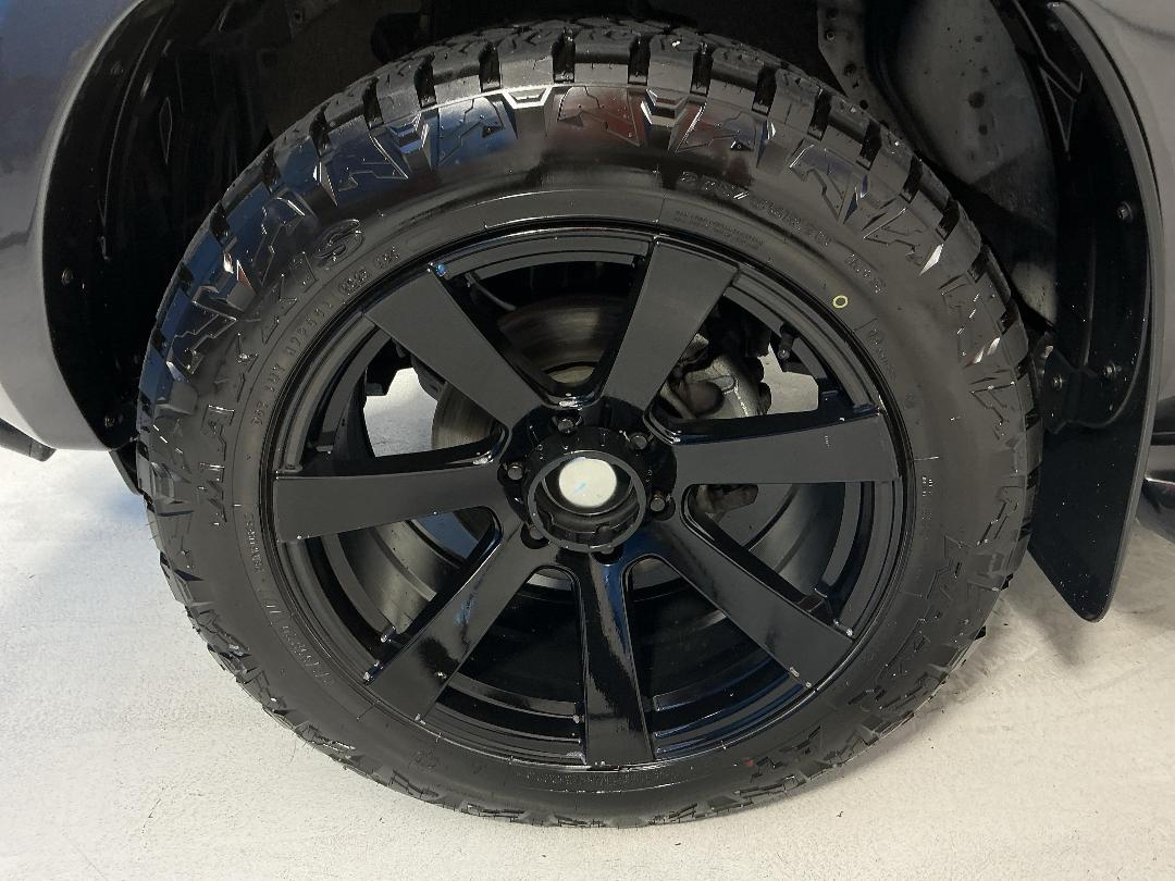 Photo '10' of Isuzu D-MAX Photo '10' of Isuzu D-MAX