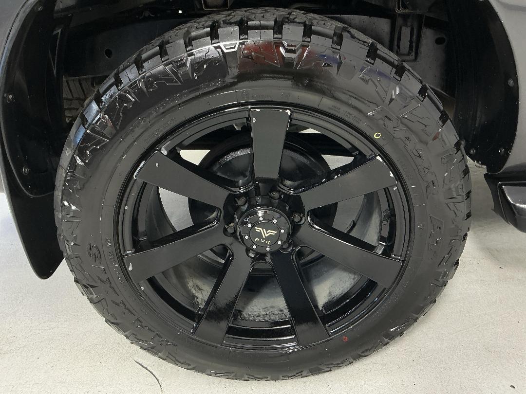 Photo '12' of Isuzu D-MAX Photo '12' of Isuzu D-MAX