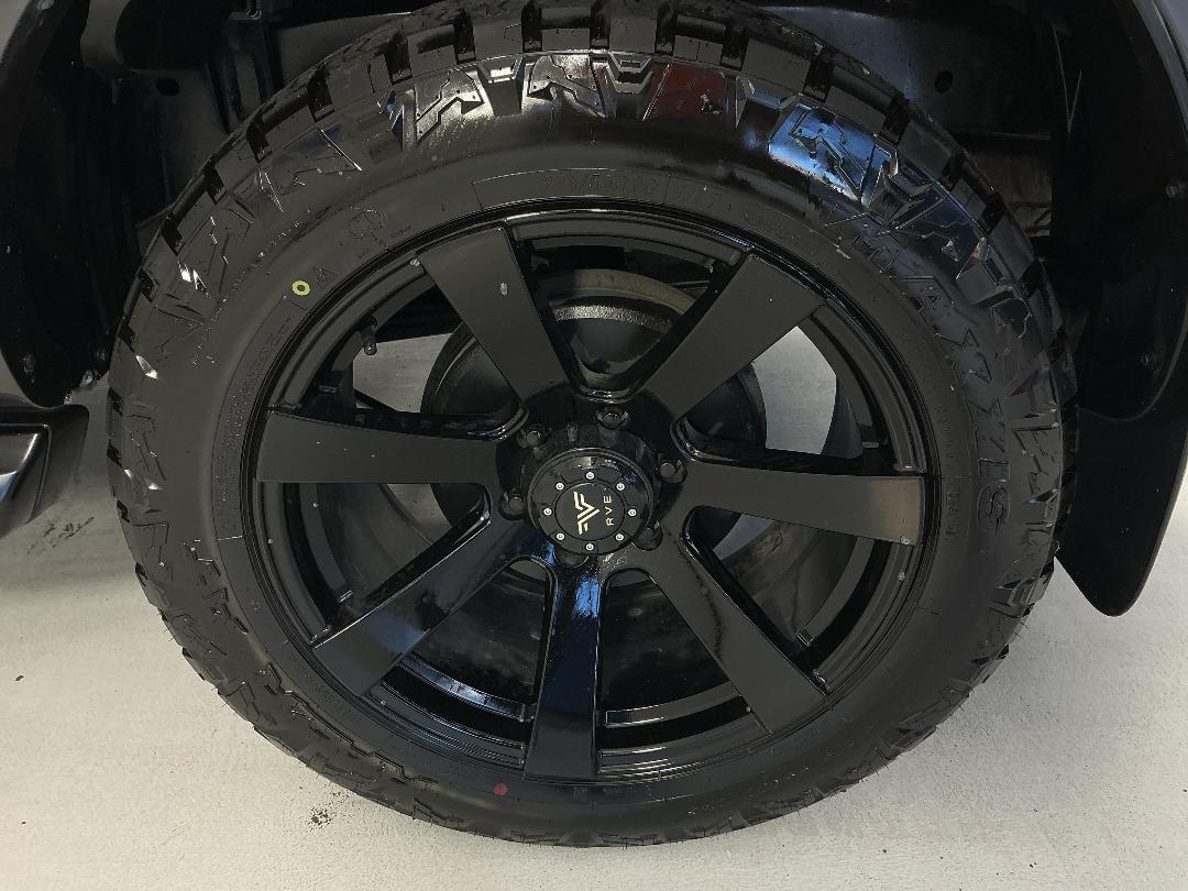 Photo '11' of Isuzu D-MAX Photo '11' of Isuzu D-MAX