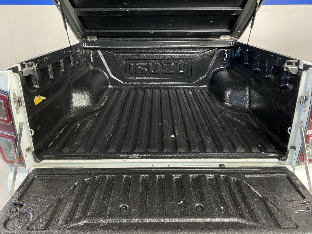 Photo '14' of Isuzu D-MAX Photo '14' of Isuzu D-MAX