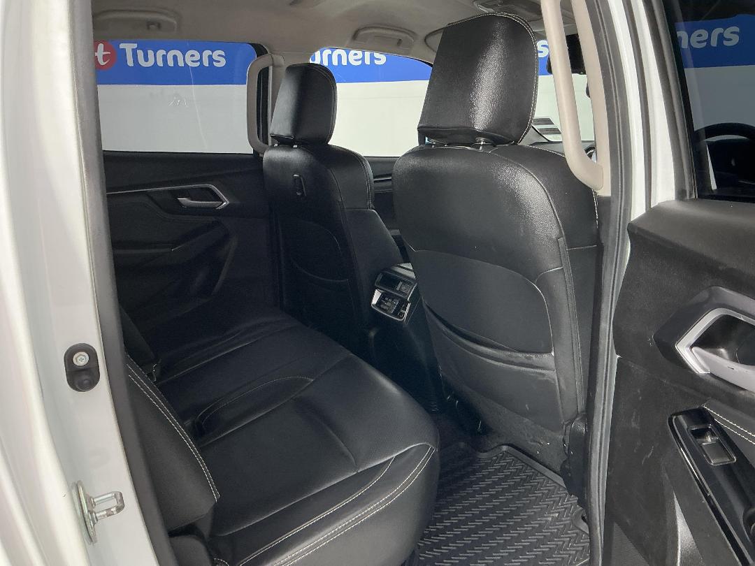 Photo '20' of Isuzu D-MAX Photo '20' of Isuzu D-MAX