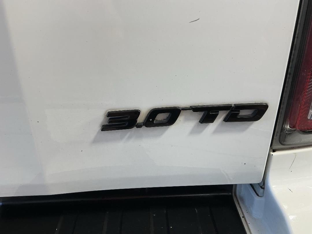 Photo '30' of Isuzu D-MAX Photo '30' of Isuzu D-MAX