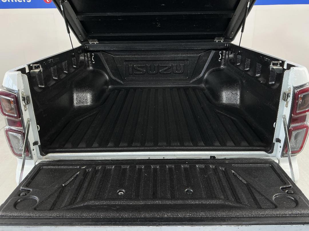 Photo '14' of Isuzu D-MAX Photo '14' of Isuzu D-MAX