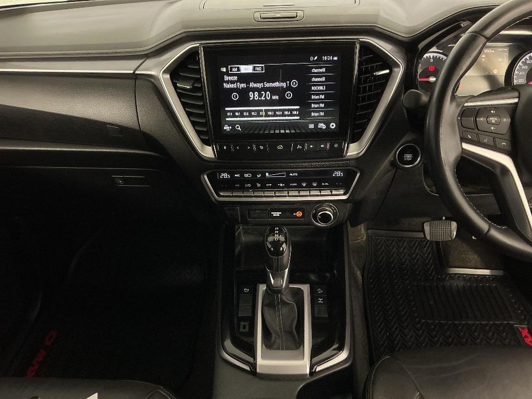 Photo '18' of Isuzu D-MAX Photo '18' of Isuzu D-MAX