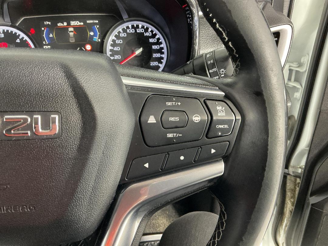 Photo '25' of Isuzu D-MAX Photo '25' of Isuzu D-MAX