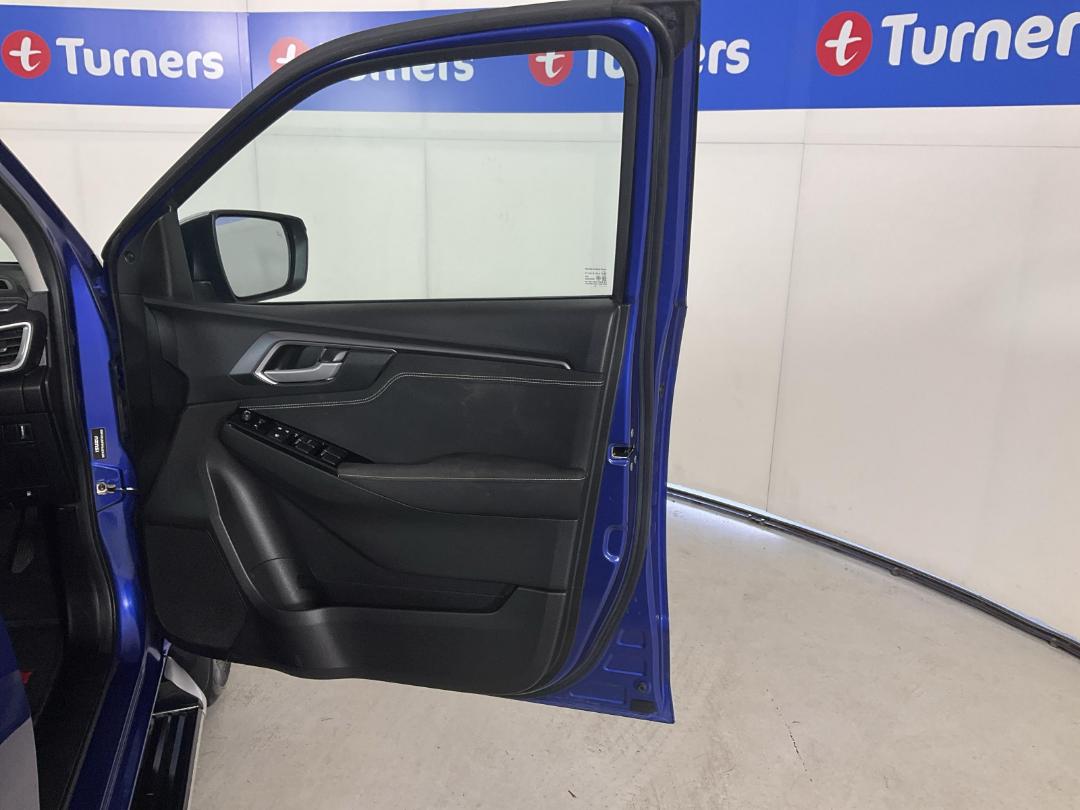 Photo '15' of Isuzu D-MAX