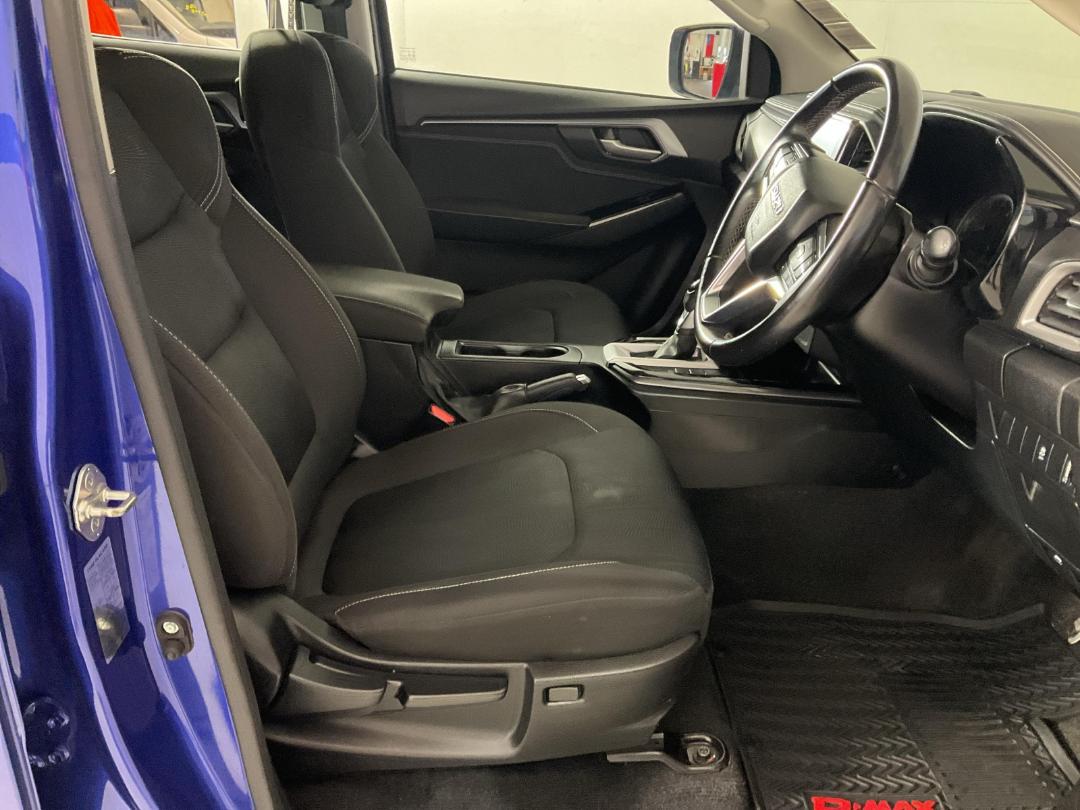 Photo '16' of Isuzu D-MAX