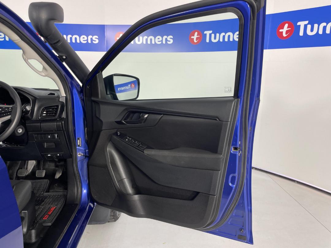 Photo '14' of Isuzu D-MAX