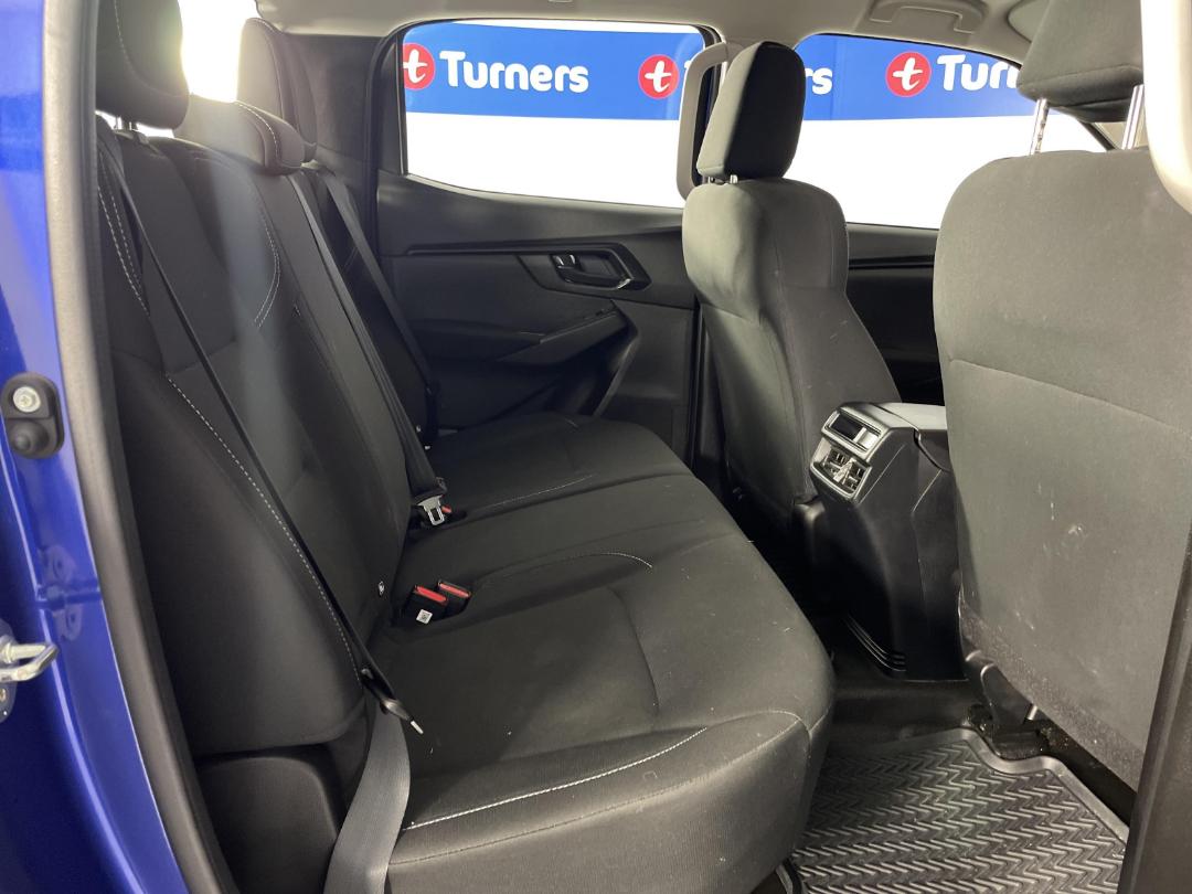 Photo '19' of Isuzu D-MAX