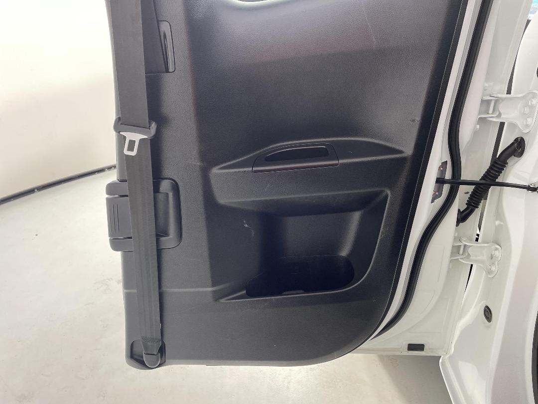 Photo '19' of Isuzu D-MAX