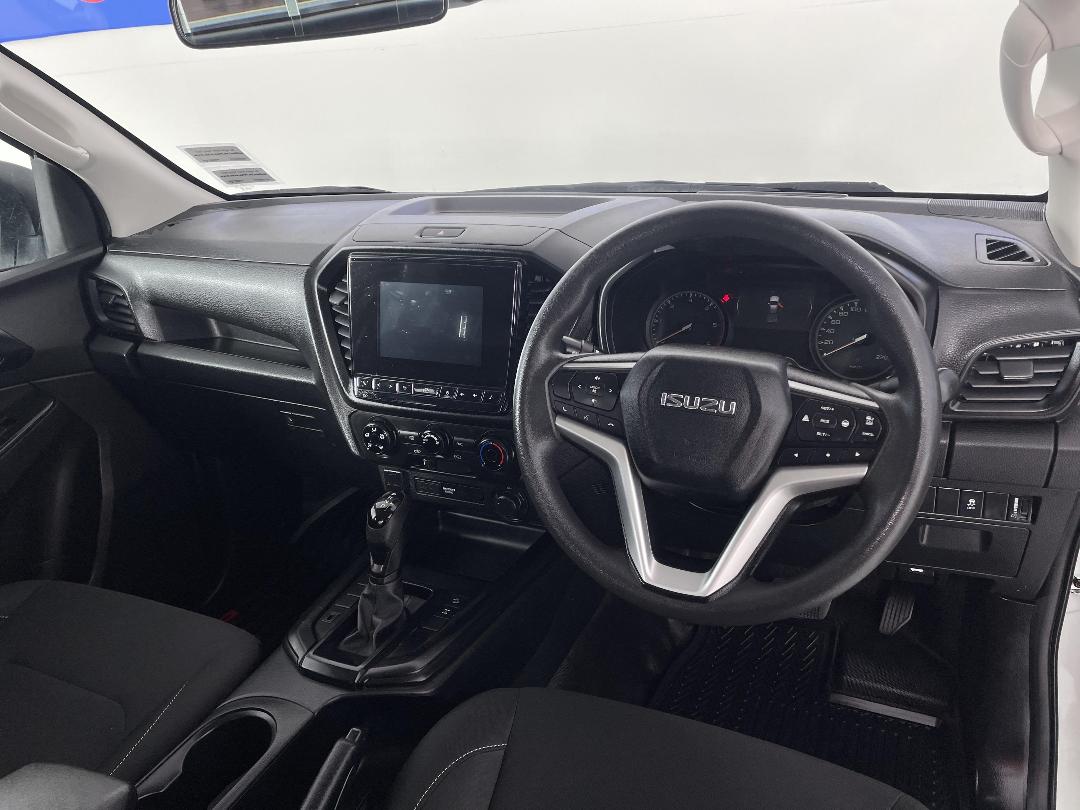 Photo '17' of Isuzu D-MAX