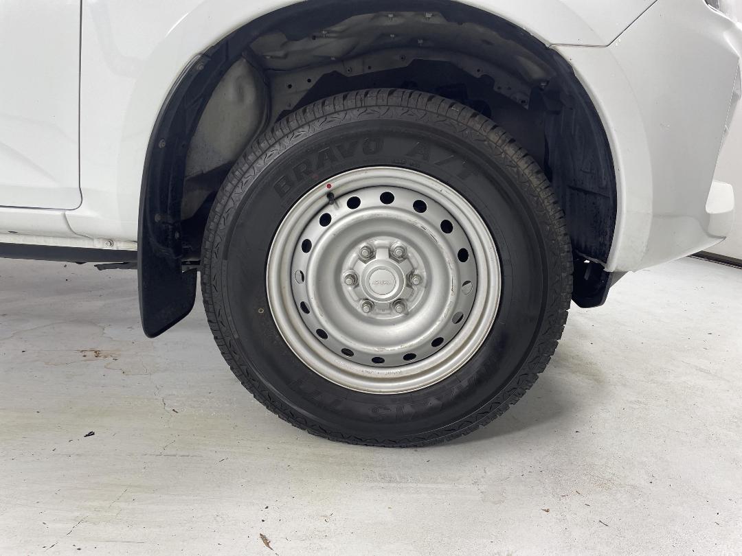 Photo '9' of Isuzu D-MAX Photo '9' of Isuzu D-MAX