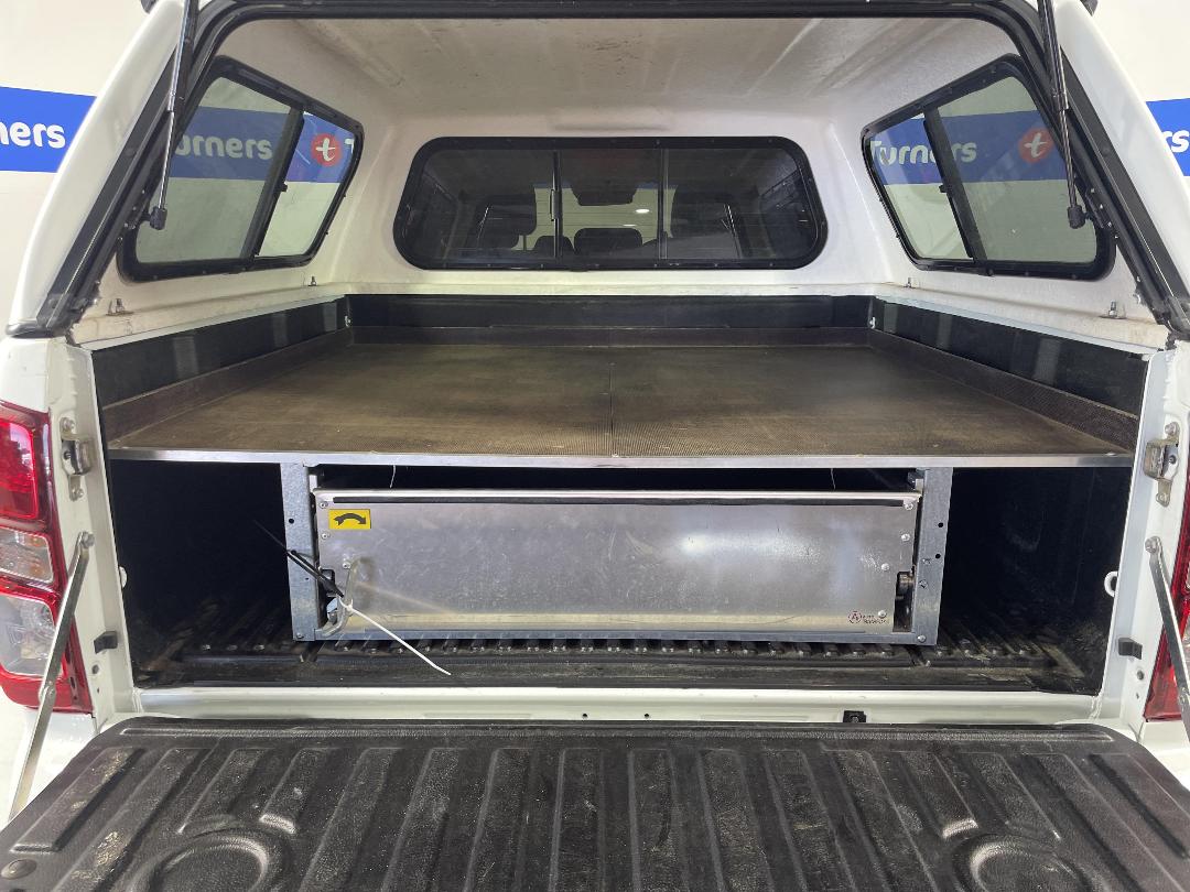 Photo '14' of Isuzu D-MAX Photo '14' of Isuzu D-MAX