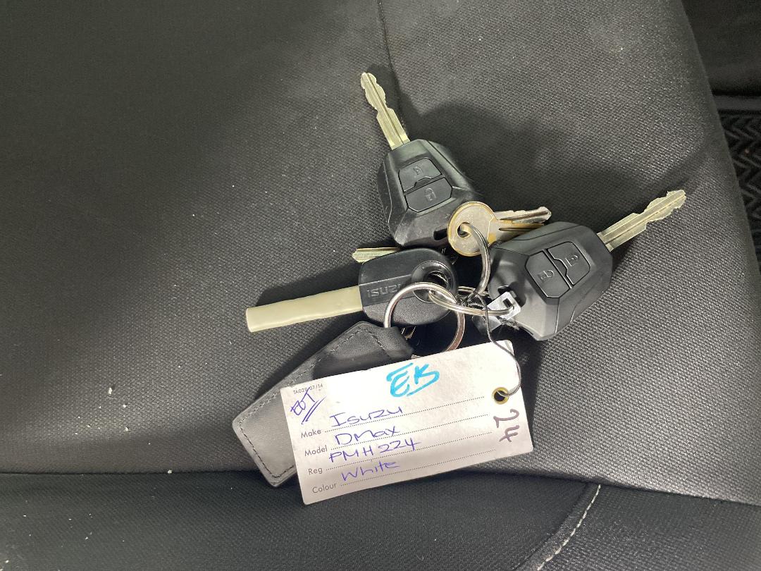 Photo '22' of Isuzu D-MAX Photo '22' of Isuzu D-MAX