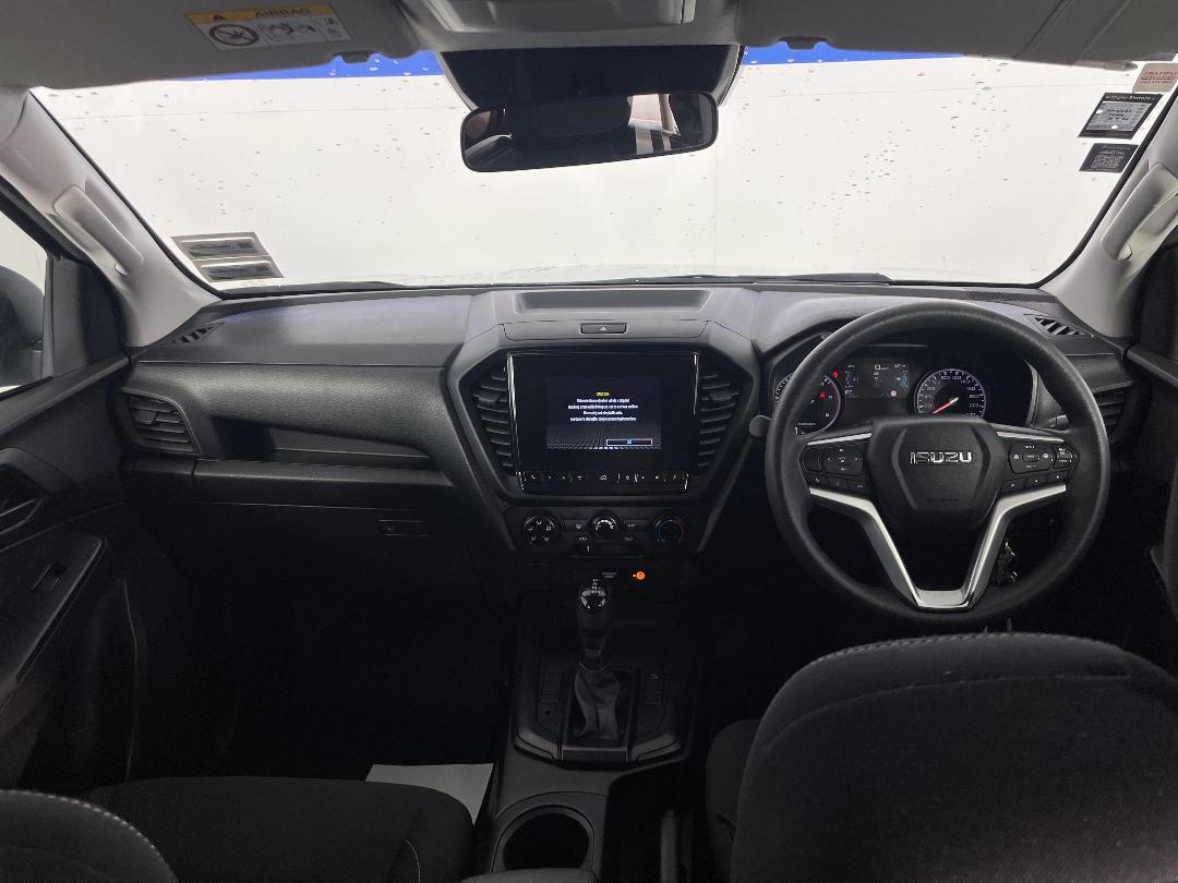 Photo '17' of Isuzu D-MAX Photo '17' of Isuzu D-MAX