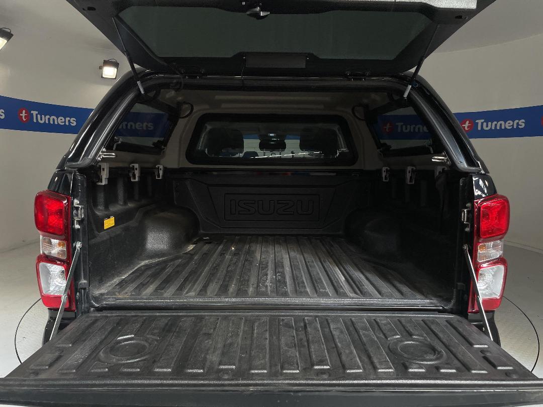 Photo '14' of Isuzu D-MAX