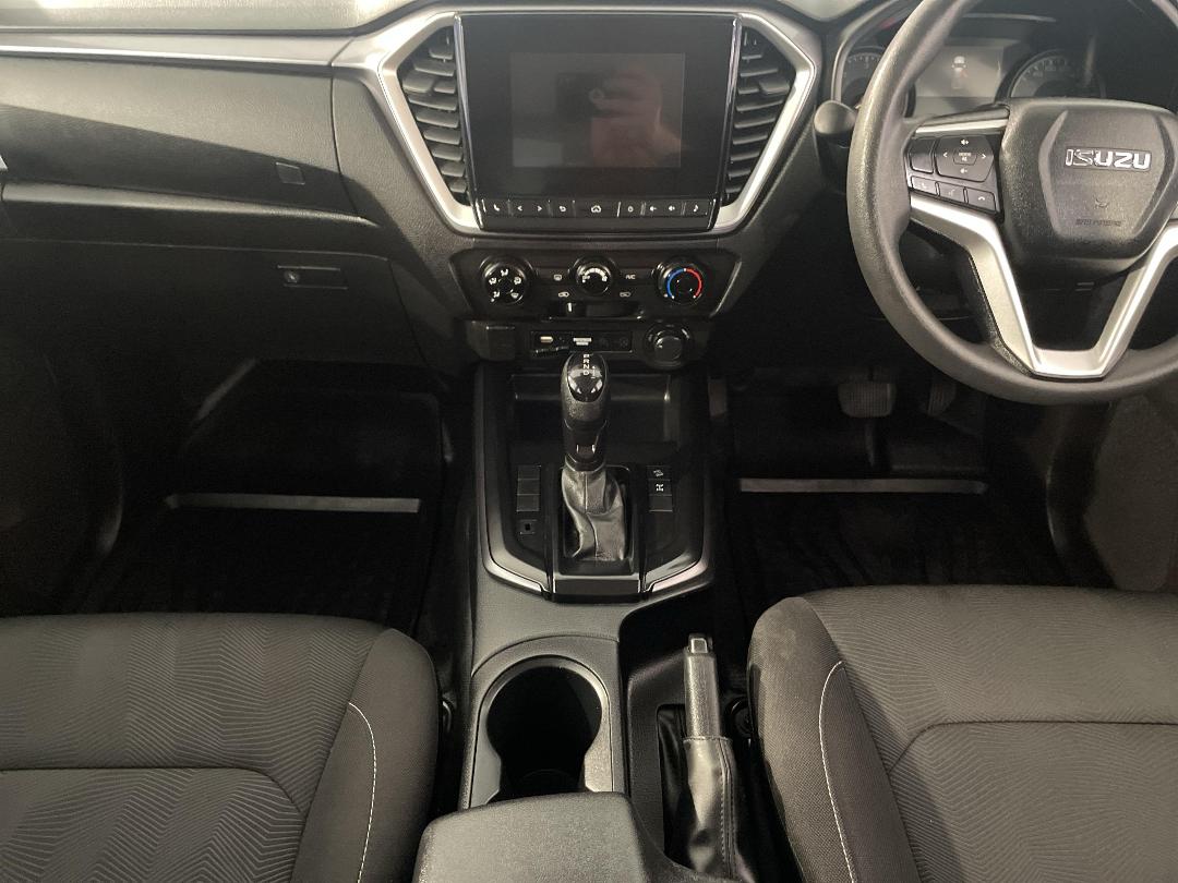 Photo '18' of Isuzu D-MAX