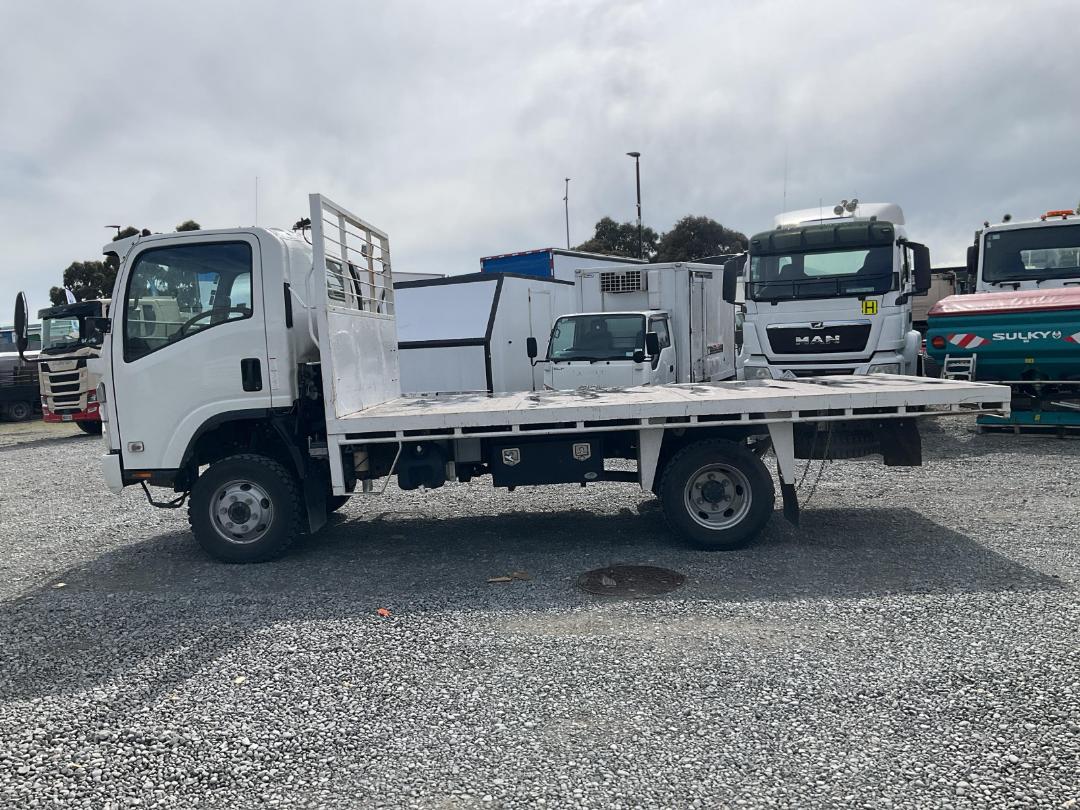 Photo '7' of Isuzu N Series NPS450 Flat Deck