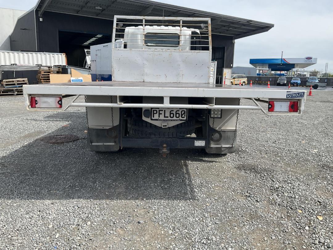 Photo '5' of Isuzu N Series NPS450 Flat Deck