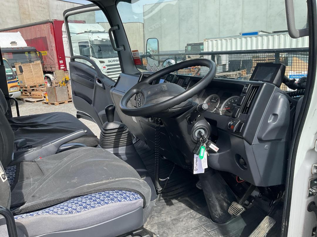 Photo '15' of Isuzu N Series NPS450 Flat Deck