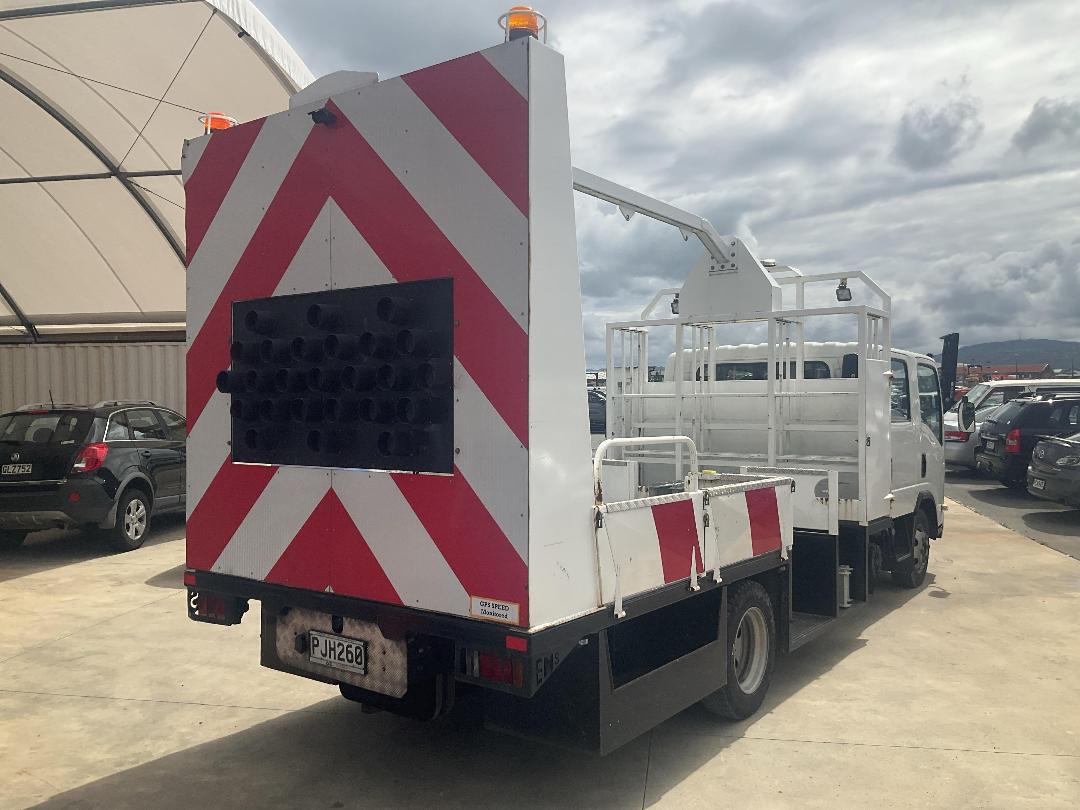 Photo '5' of Isuzu N Series NPR325 Other Truck