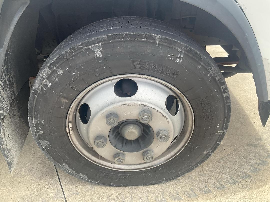 Photo '41' of Isuzu N Series NPR325 Other Truck