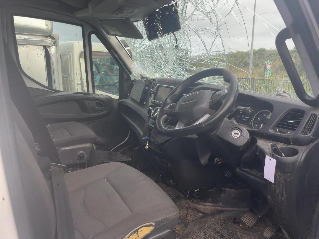 Photo '10' of Iveco Daily Cab Chassis