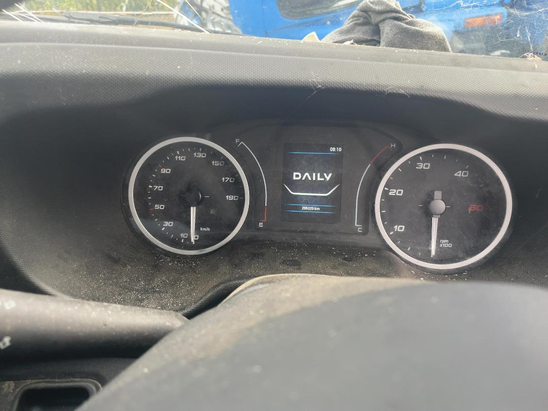 Photo '12' of Iveco Daily Cab Chassis