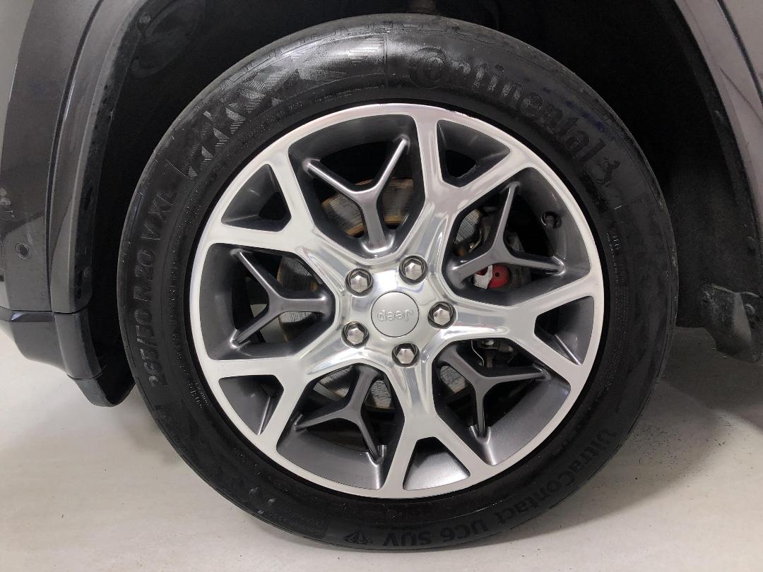 Photo '10' of Jeep Grand Cherokee