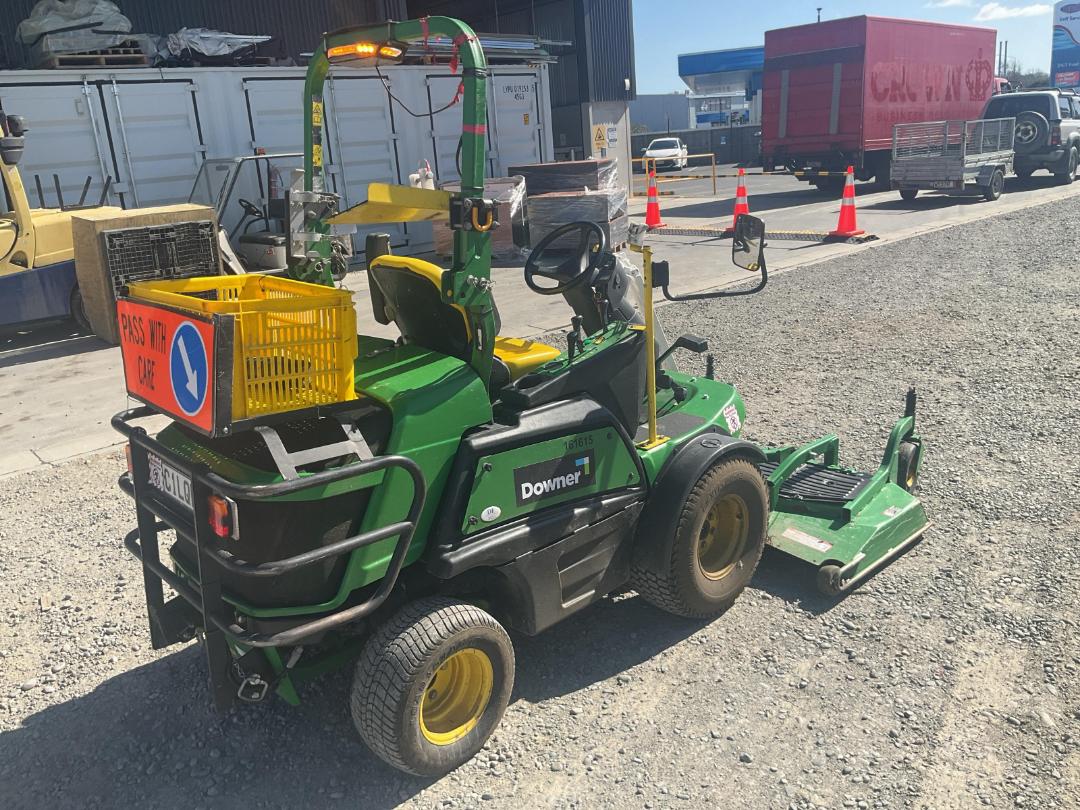 Photo '3' of JOHN DEERE 1580 TERRAIN CUT Mower