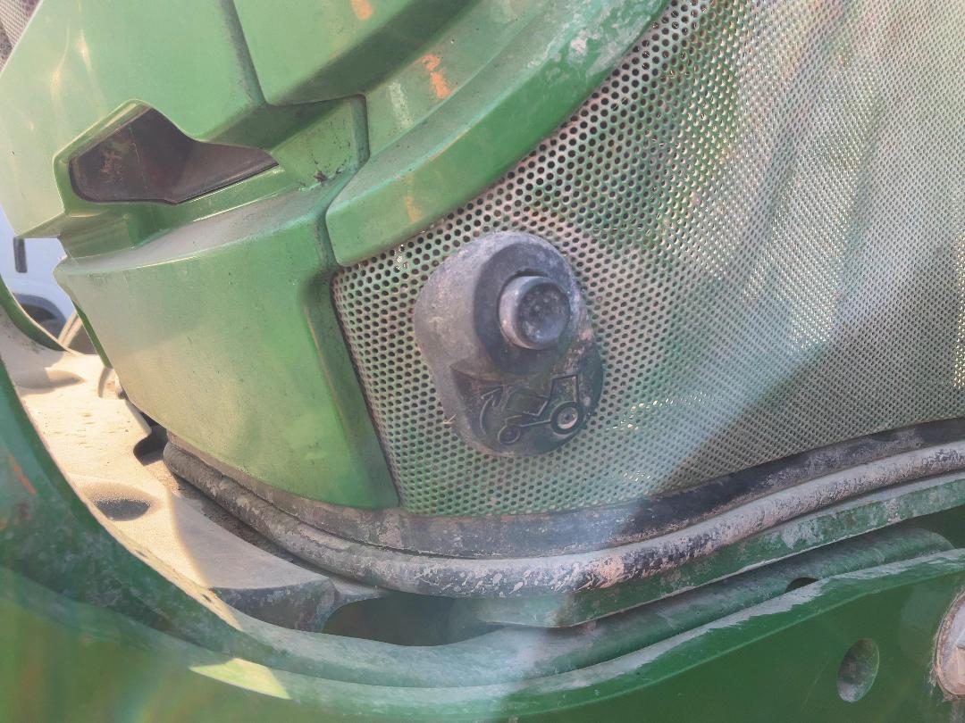 Photo '13' of JOHN DEERE 6195M Tractor