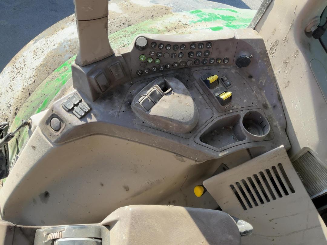 Photo '20' of JOHN DEERE 6195M Tractor