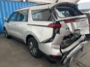 Thumbnail '3' of KIA Carnival EX