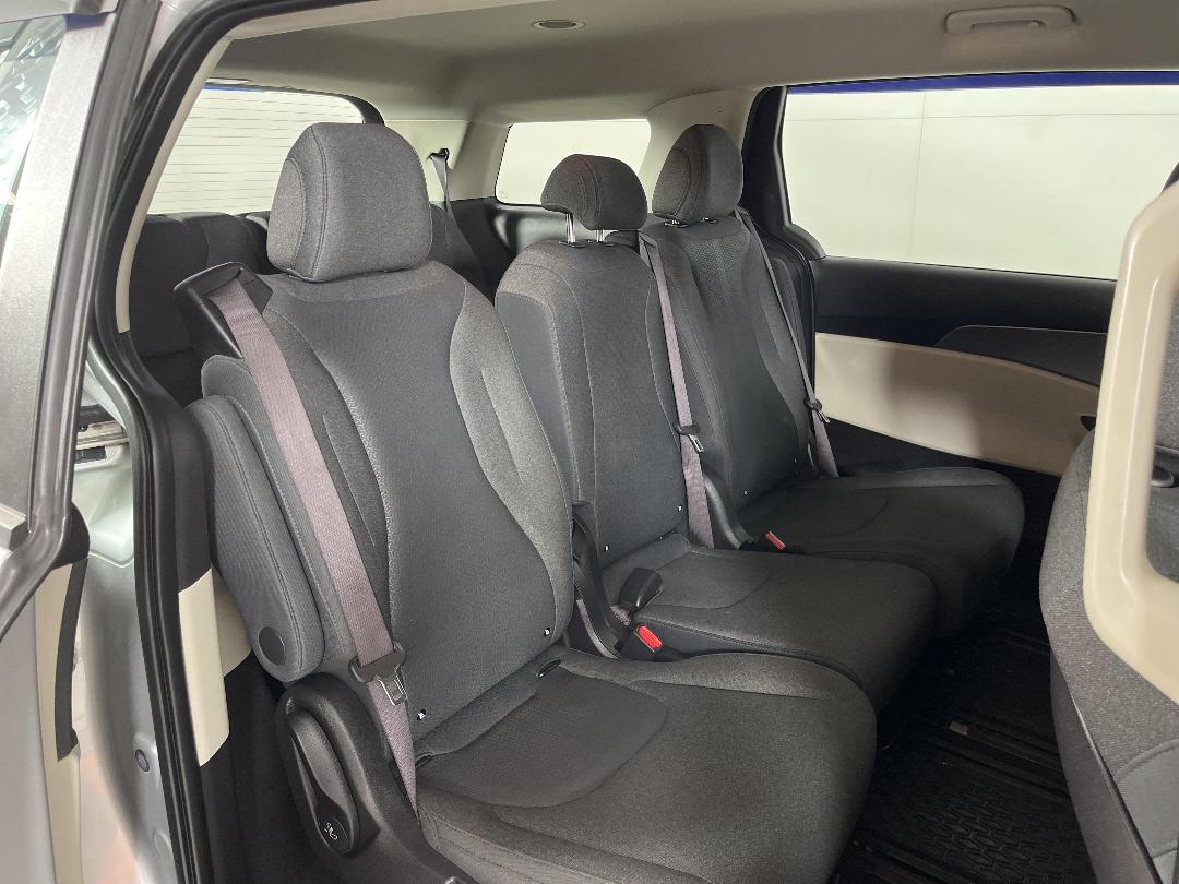 Photo '19' of KIA Carnival