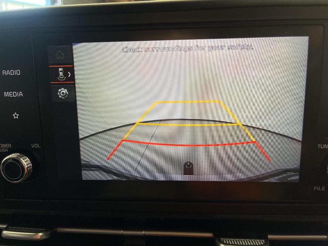 Photo '28' of KIA Carnival