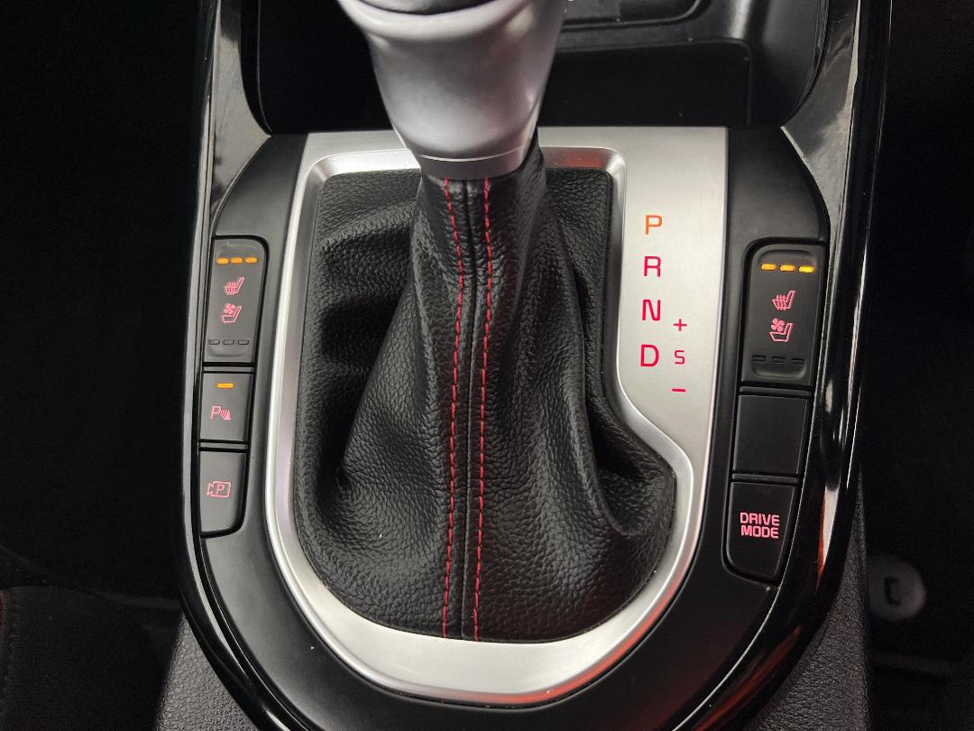 Photo '27' of KIA Cerato Photo '27' of KIA Cerato