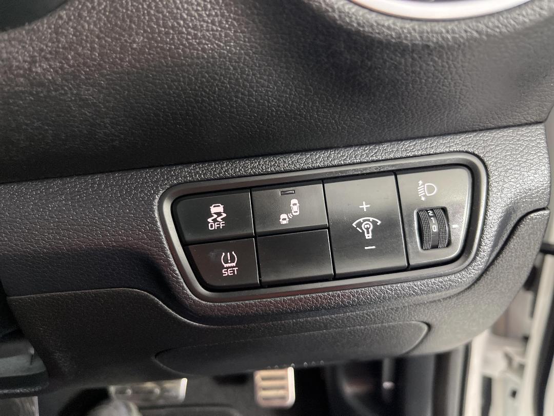 Photo '28' of KIA Cerato Photo '28' of KIA Cerato