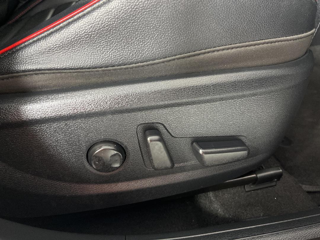 Photo '30' of KIA Cerato Photo '30' of KIA Cerato