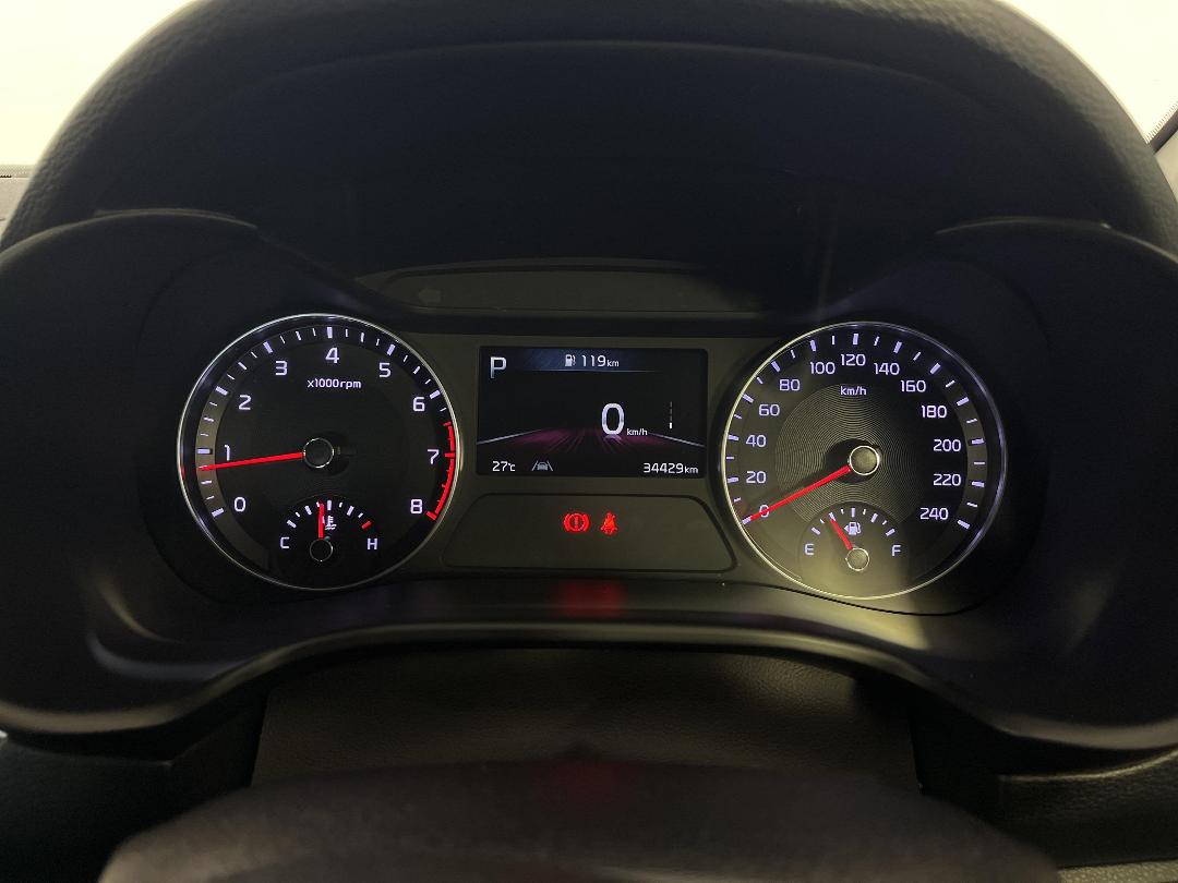 Photo '21' of KIA Cerato