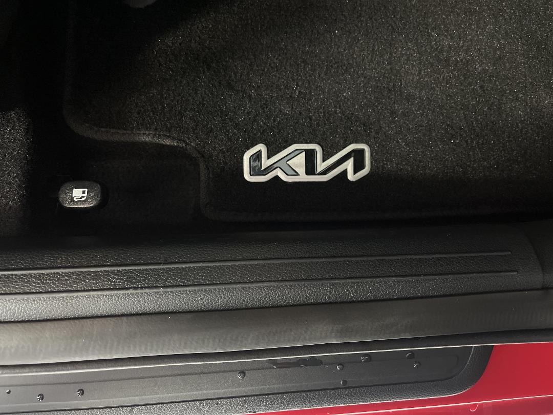 Photo '27' of KIA Cerato