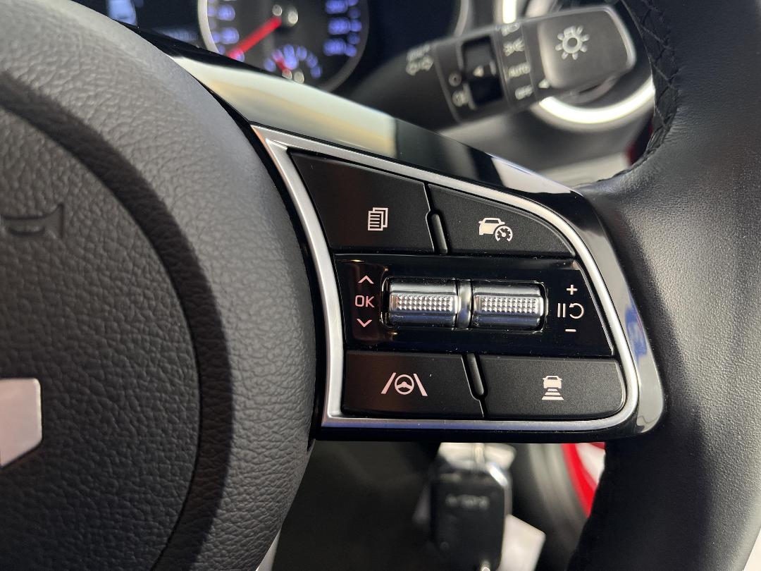 Photo '28' of KIA Cerato