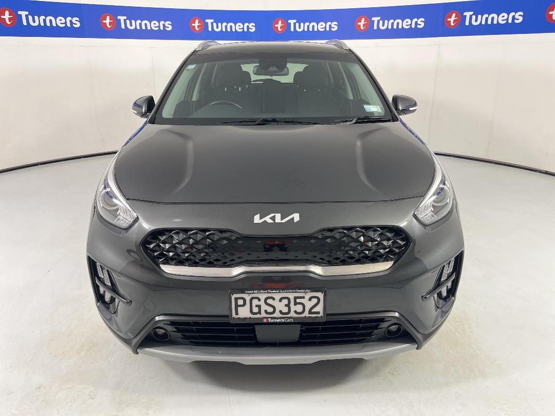 Photo '2' of KIA Niro Photo '2' of KIA Niro