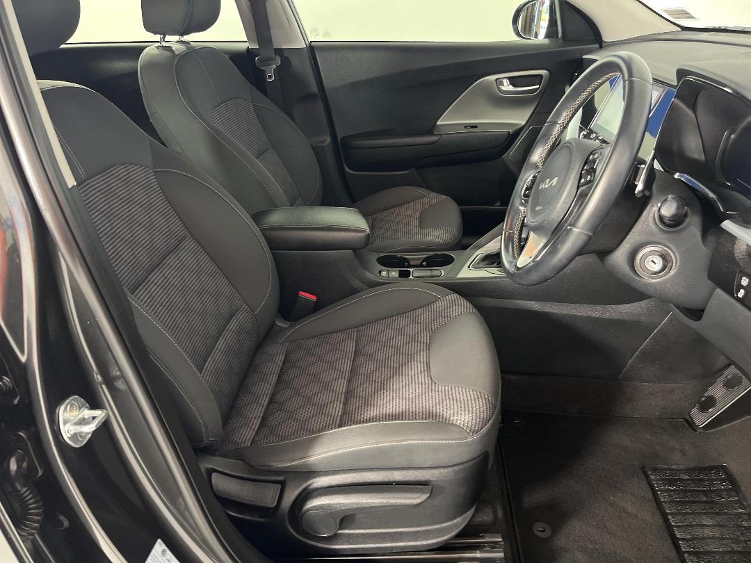 Photo '16' of KIA Niro Photo '16' of KIA Niro