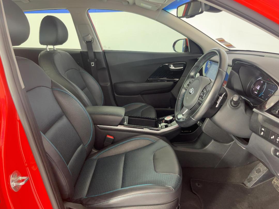 Photo '16' of KIA Niro